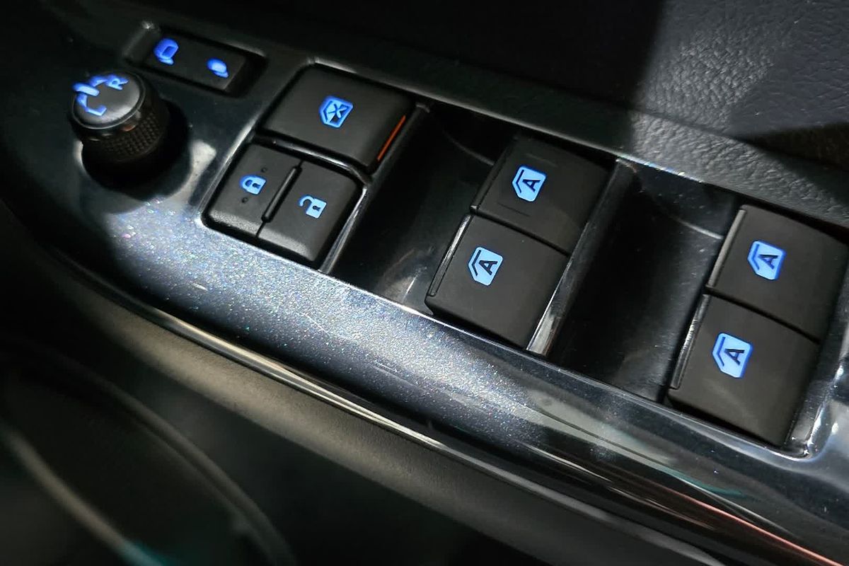 2021 Toyota Hilux SR5 GUN126R 4X4