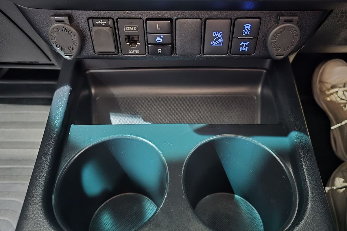 2021 Toyota Hilux SR5 GUN126R 4X4