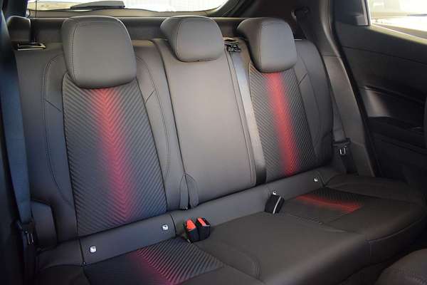2025 Alfa Romeo JUNIOR IBRIDA (HYBRID) 966 MY25
