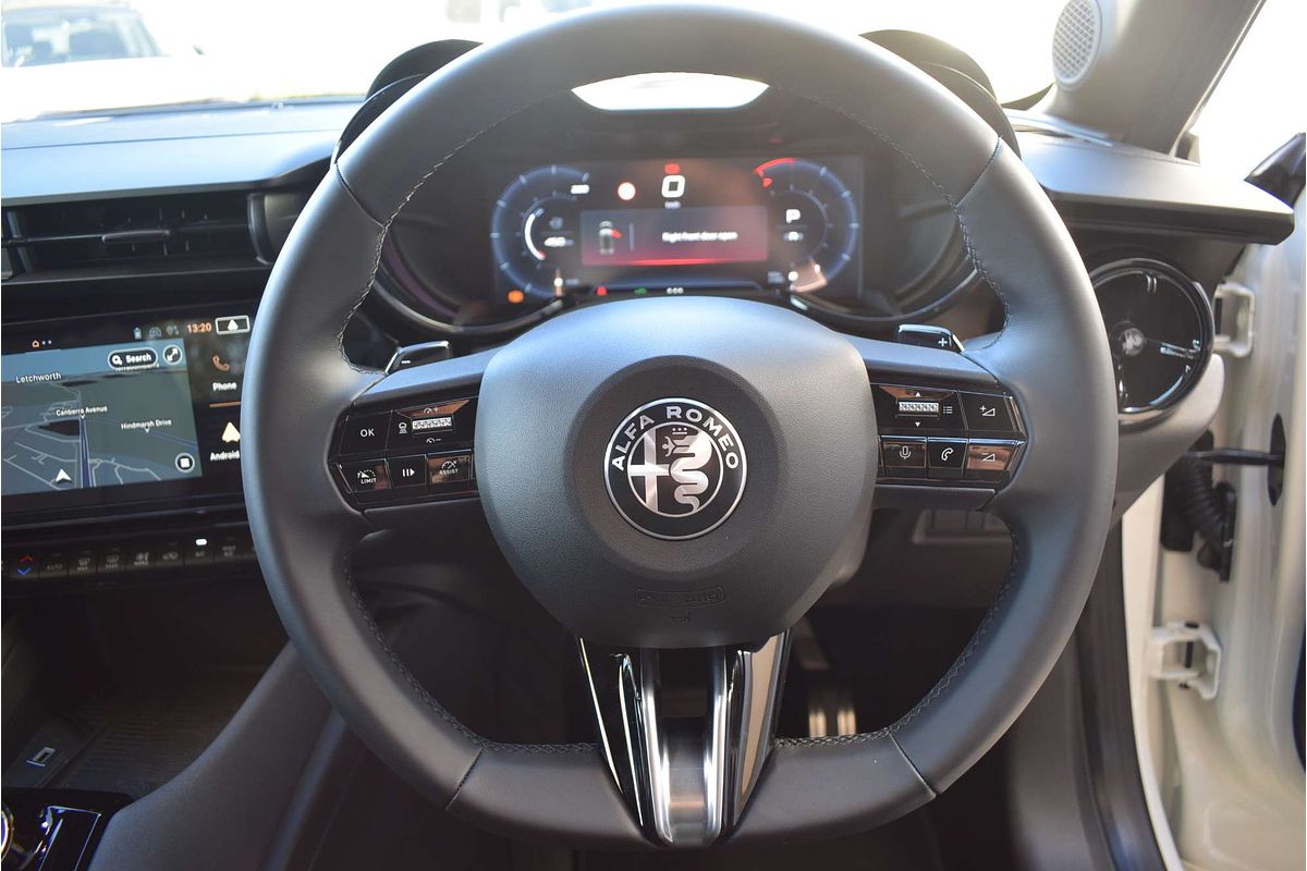 2025 Alfa Romeo JUNIOR IBRIDA (HYBRID) 966 MY25