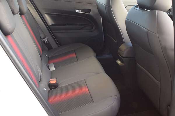 2025 Alfa Romeo JUNIOR IBRIDA (HYBRID) 966 MY25