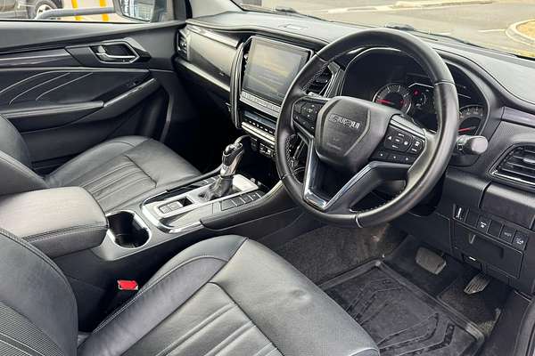2023 Isuzu MU-X LS-T