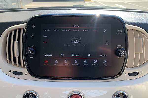 2021 Fiat 500 Lounge Series 8