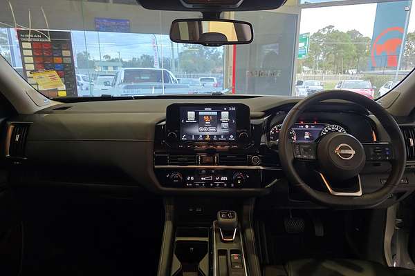 2023 Nissan Pathfinder Ti R53