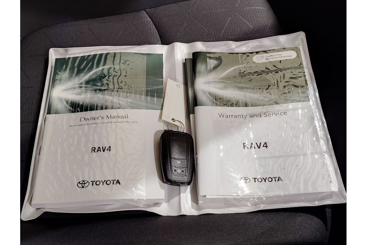 2022 Toyota RAV4 GXL MXAA52R