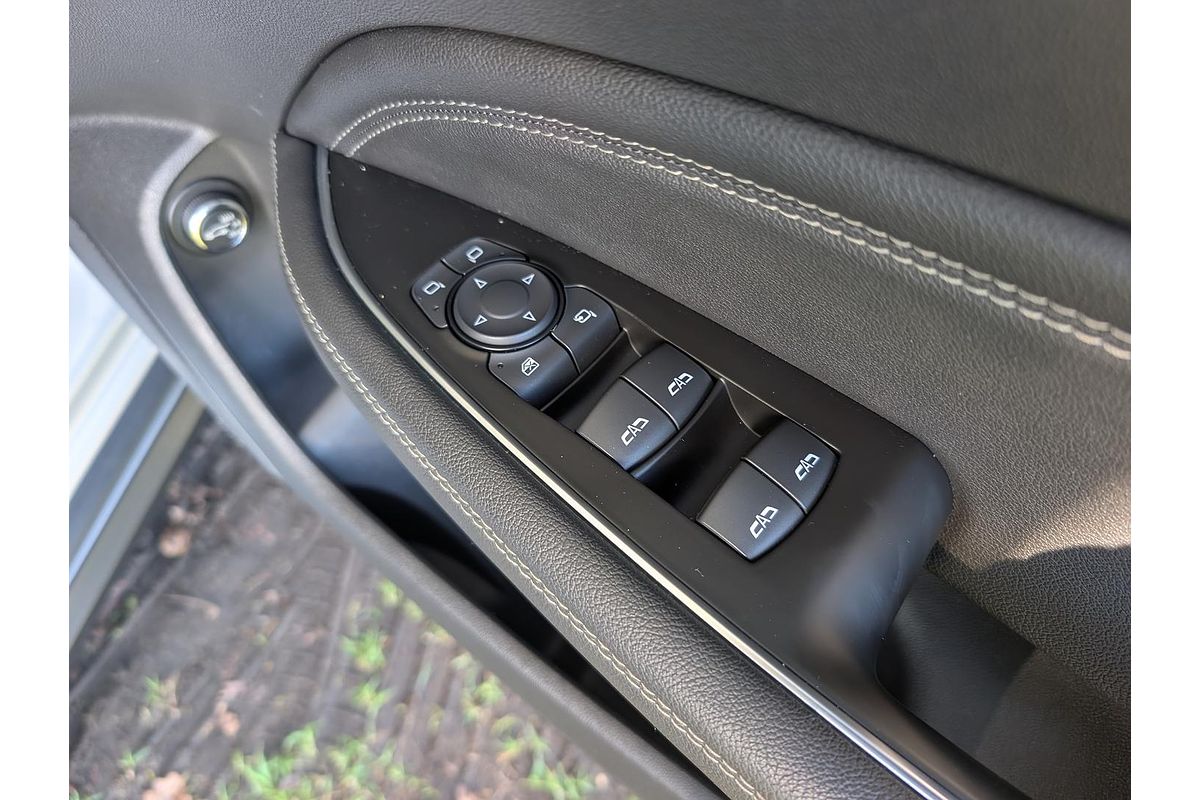 2018 Holden Calais V ZB
