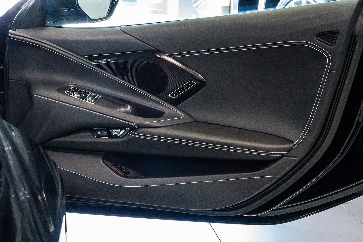 2024 Chevrolet Corvette Stingray 2LT C8