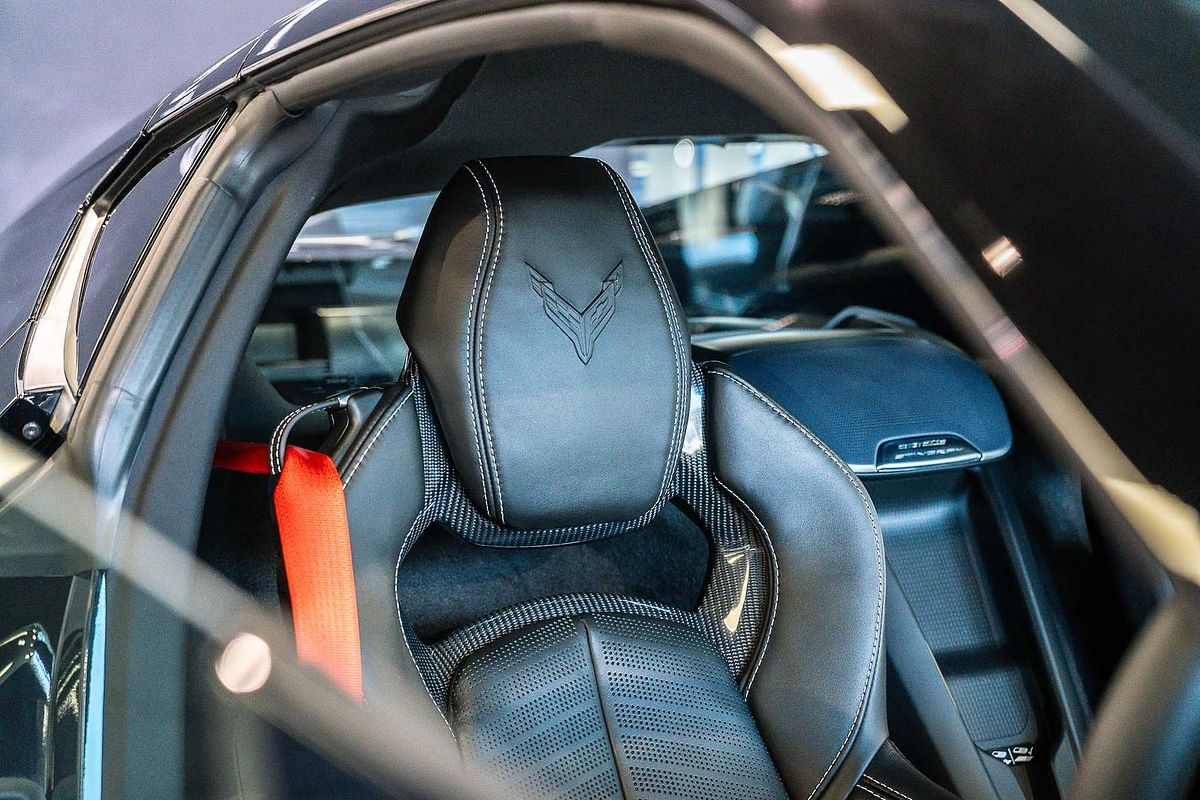 2024 Chevrolet Corvette Stingray 2LT C8