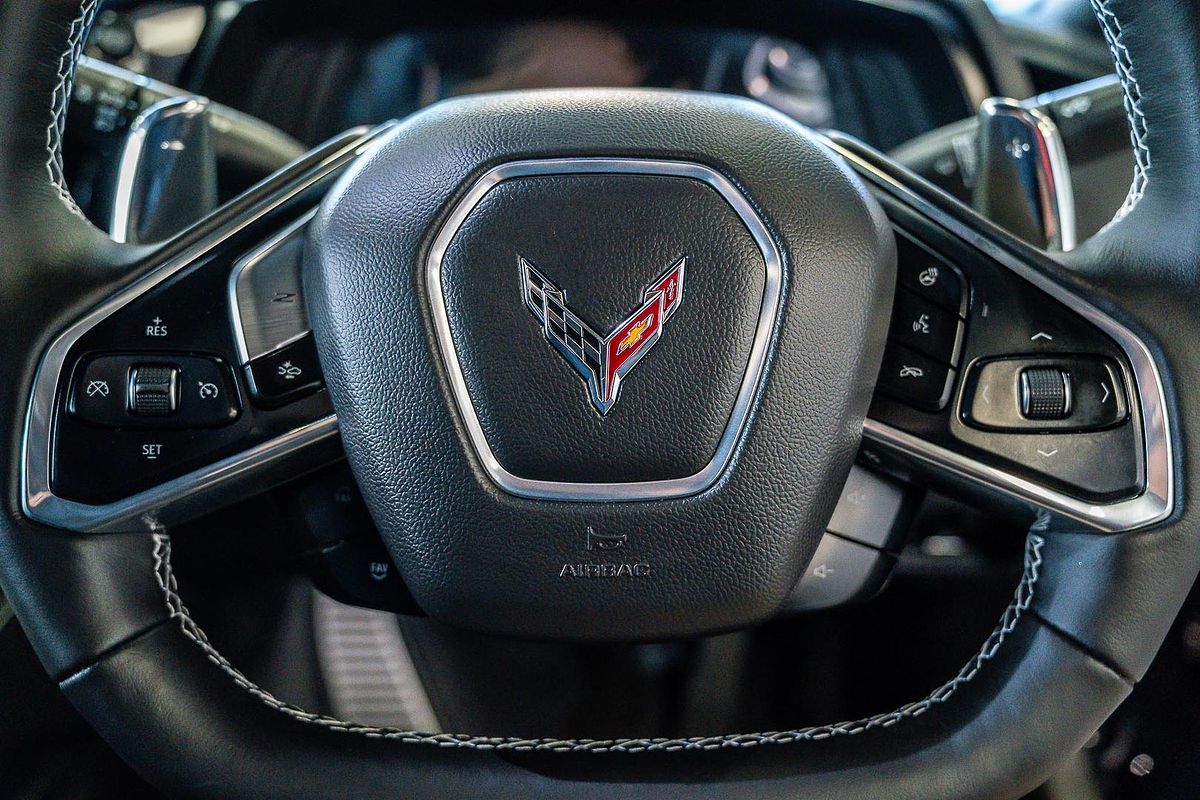 2024 Chevrolet Corvette Stingray 2LT C8