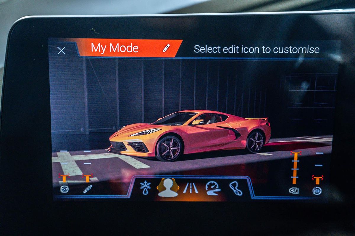 2024 Chevrolet Corvette Stingray 2LT C8