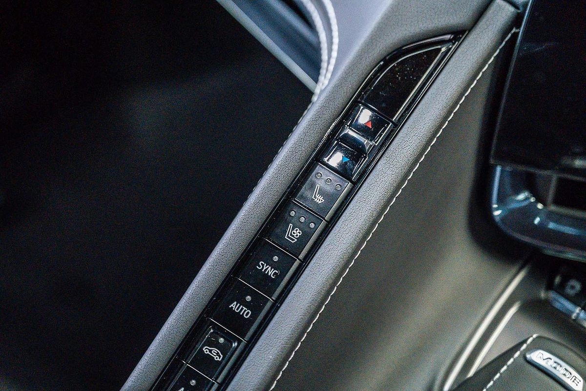 2024 Chevrolet Corvette Stingray 2LT C8