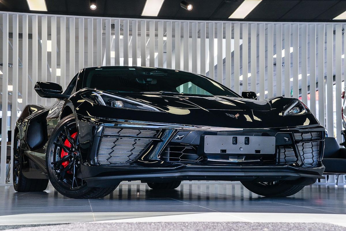 2024 Chevrolet Corvette Stingray 2LT C8