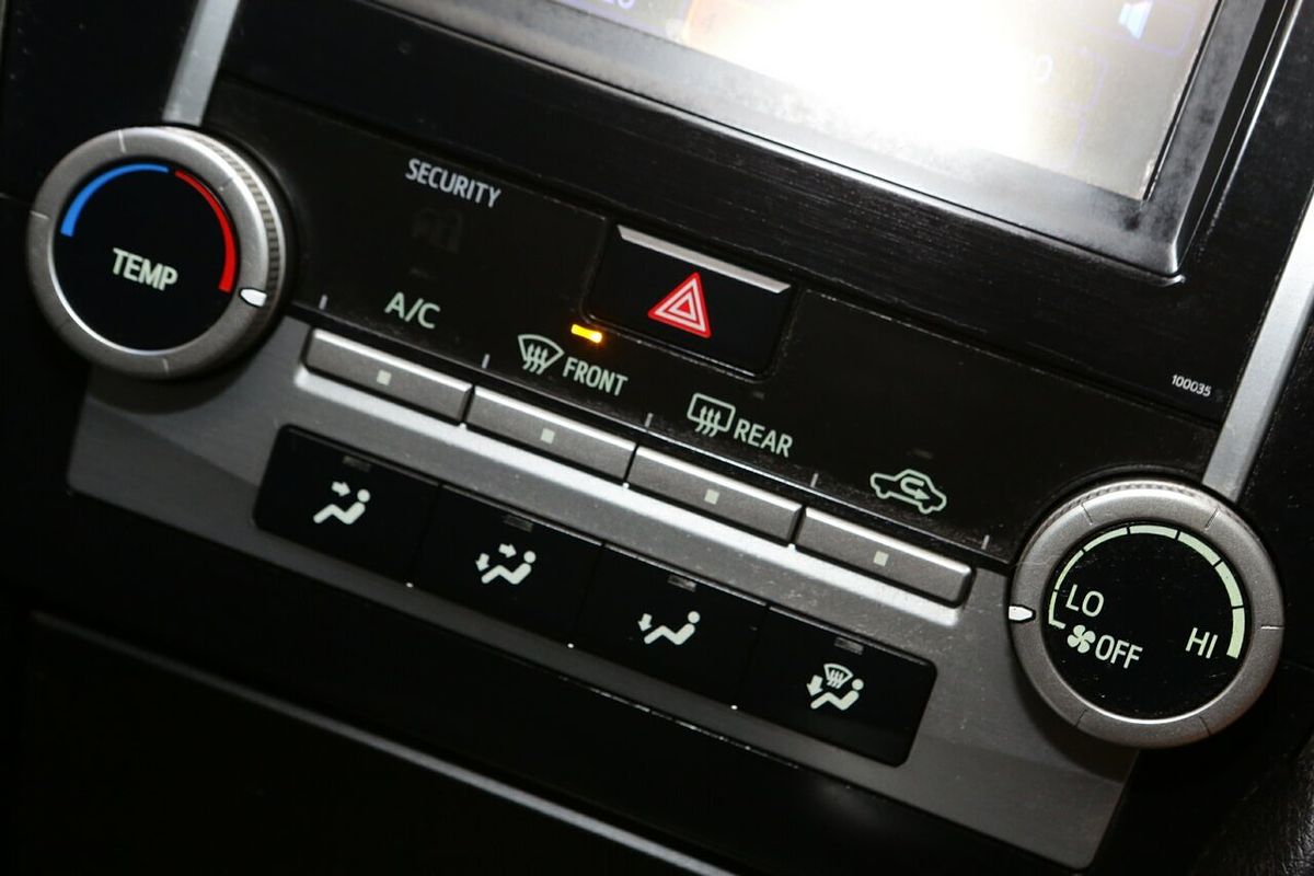 2013 Toyota Camry Atara S ASV50R