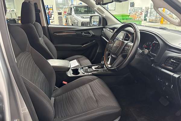 2023 Isuzu MU-X LS-U