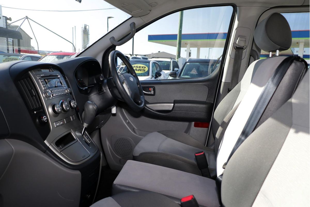 2015 Hyundai iMax TQ-W