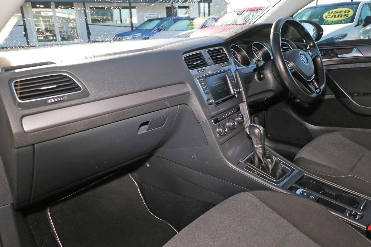 2016 Volkswagen Golf 92TSI Trendline 7