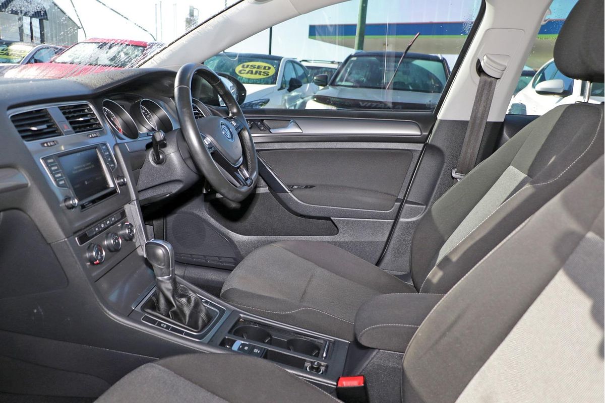 2016 Volkswagen Golf 92TSI Trendline 7