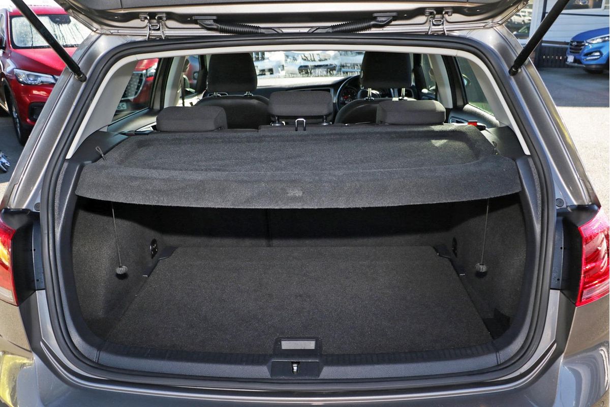 2016 Volkswagen Golf 92TSI Trendline 7