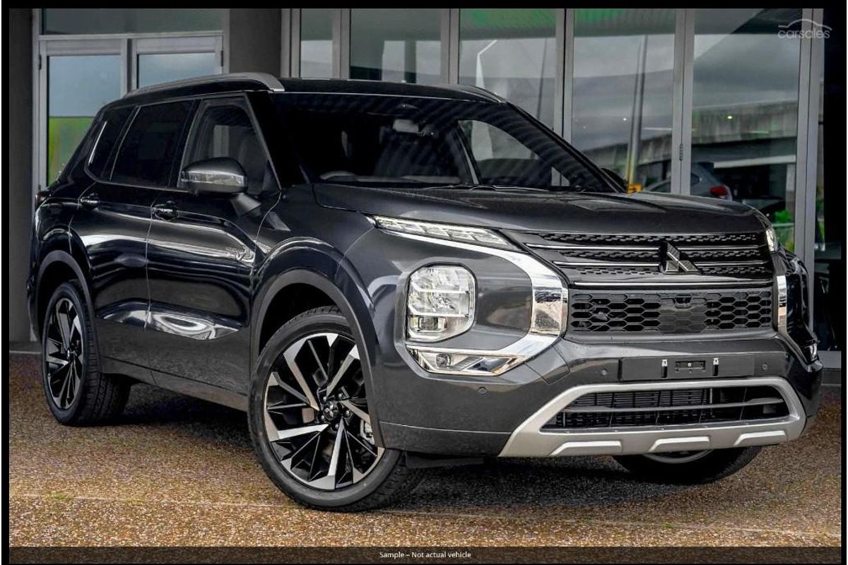2024 Mitsubishi Outlander PHEV Exceed Tourer ZM