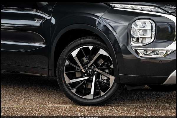 2024 Mitsubishi Outlander PHEV Exceed Tourer ZM
