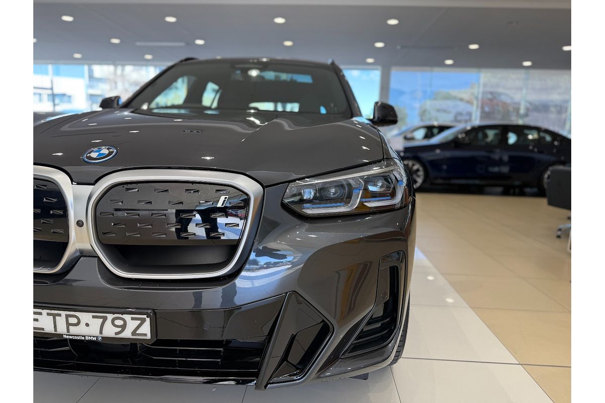 2022 BMW iX3 G08