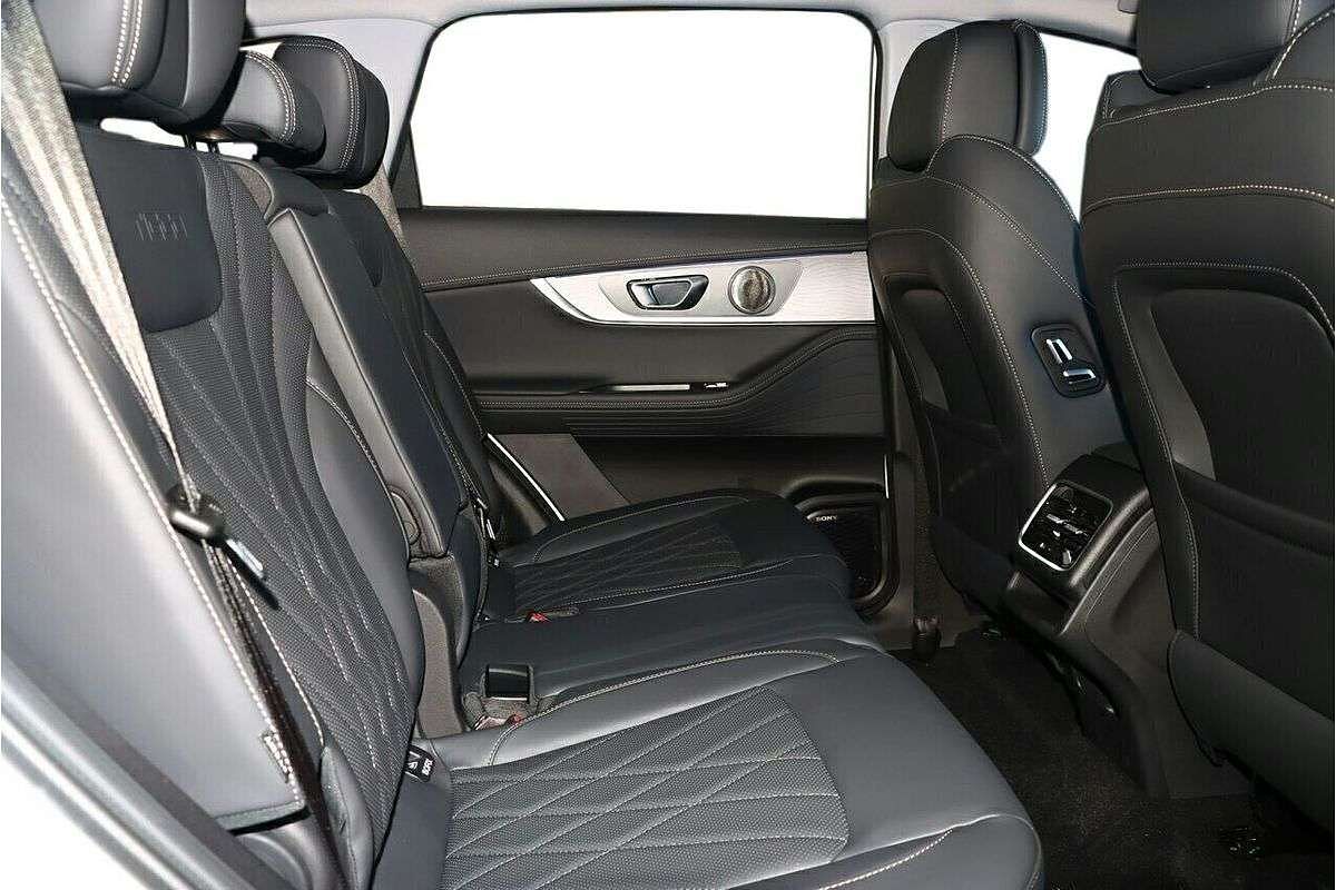 2025 Chery Tiggo 8 Pro Max Urban