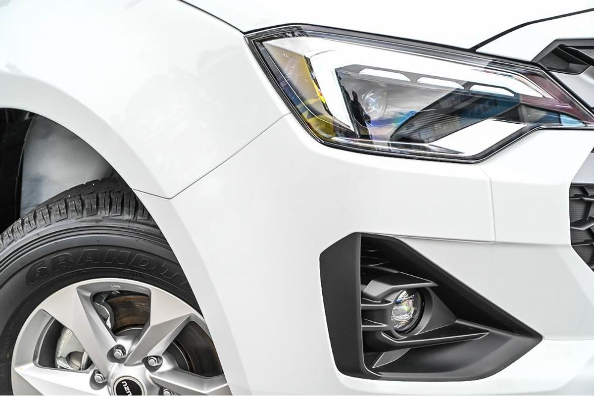 2025 Isuzu D-MAX LS-M 4X4