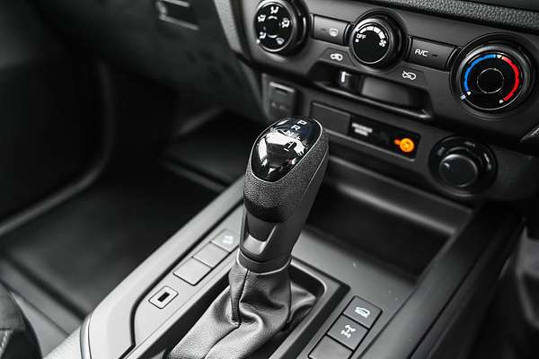2025 Isuzu D-MAX LS-M 4X4