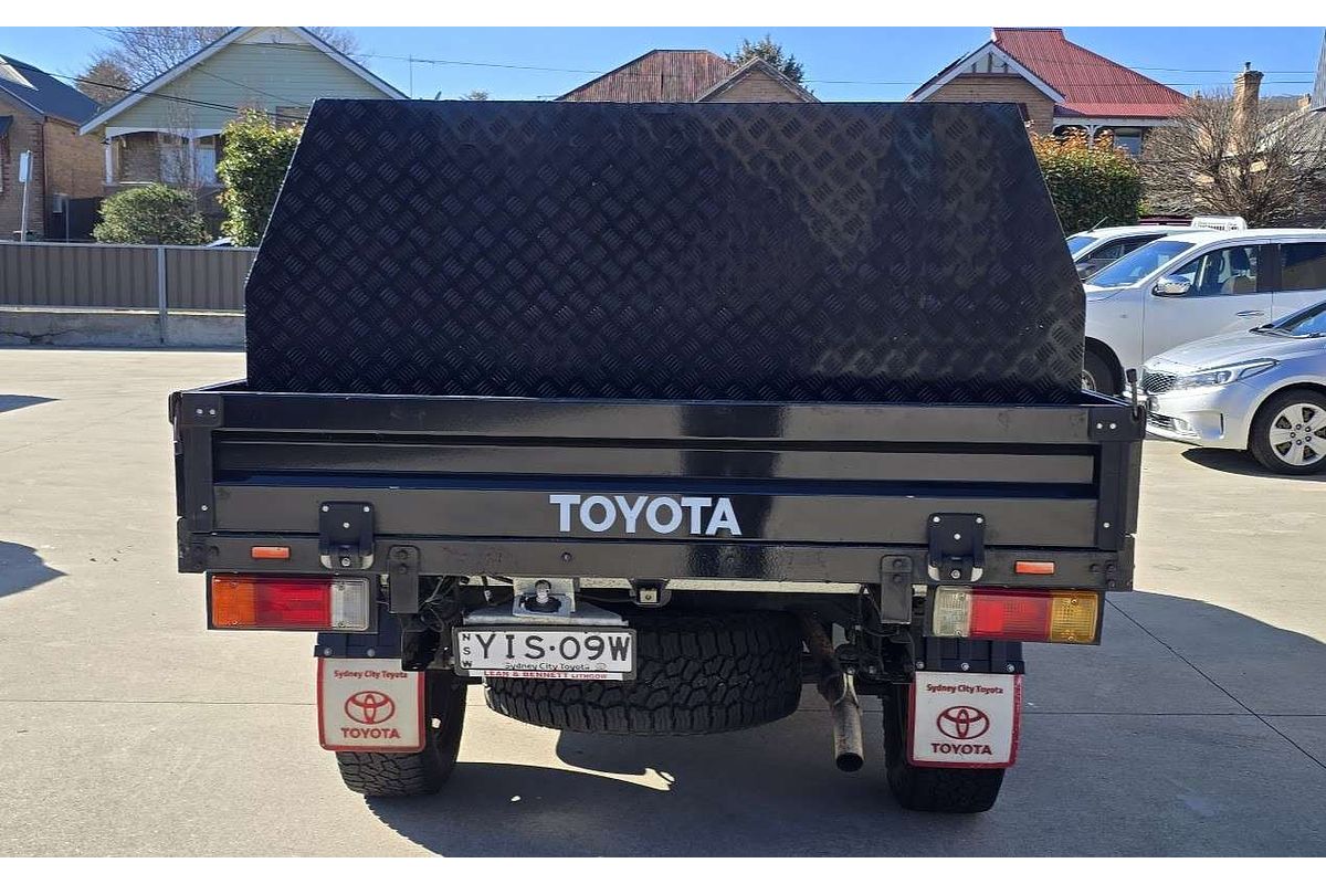 2018 Toyota Hilux SR GUN126R 4X4