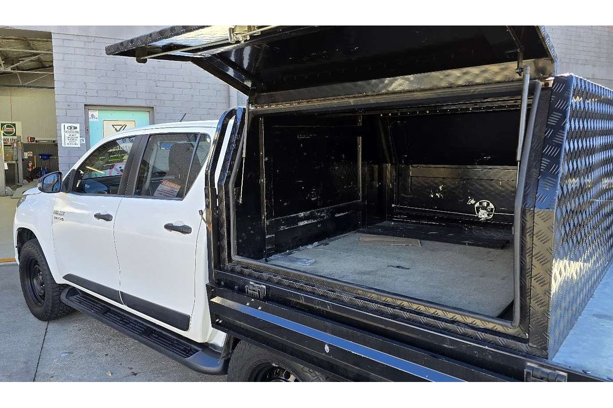 2018 Toyota Hilux SR GUN126R 4X4