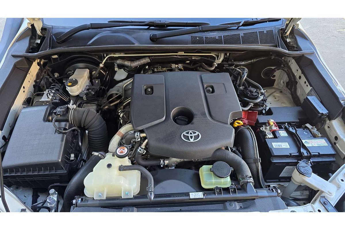2018 Toyota Hilux SR GUN126R 4X4