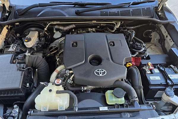 2018 Toyota Hilux SR GUN126R 4X4