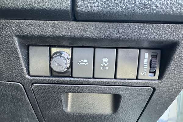 2023 Isuzu D-MAX X-TERRAIN 4X4