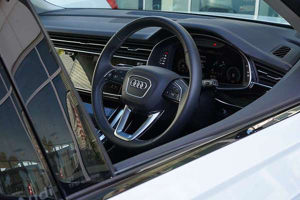 2024 Audi Q7 45 TFSI 4M