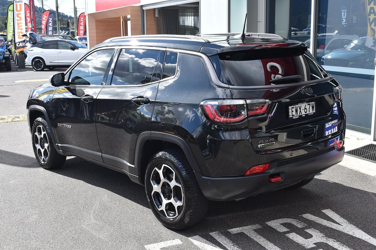 2022 Jeep Compass Trailhawk M6