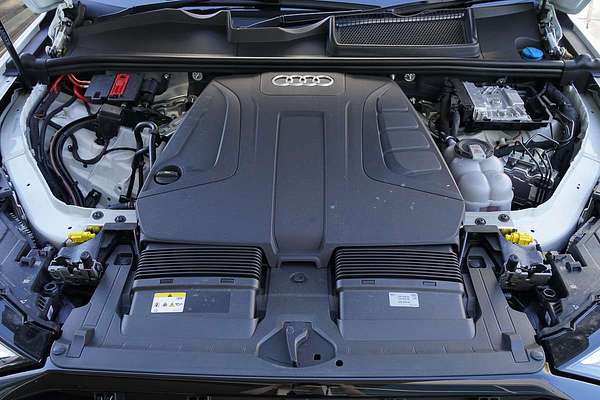 2024 Audi Q7 45 TFSI 4M