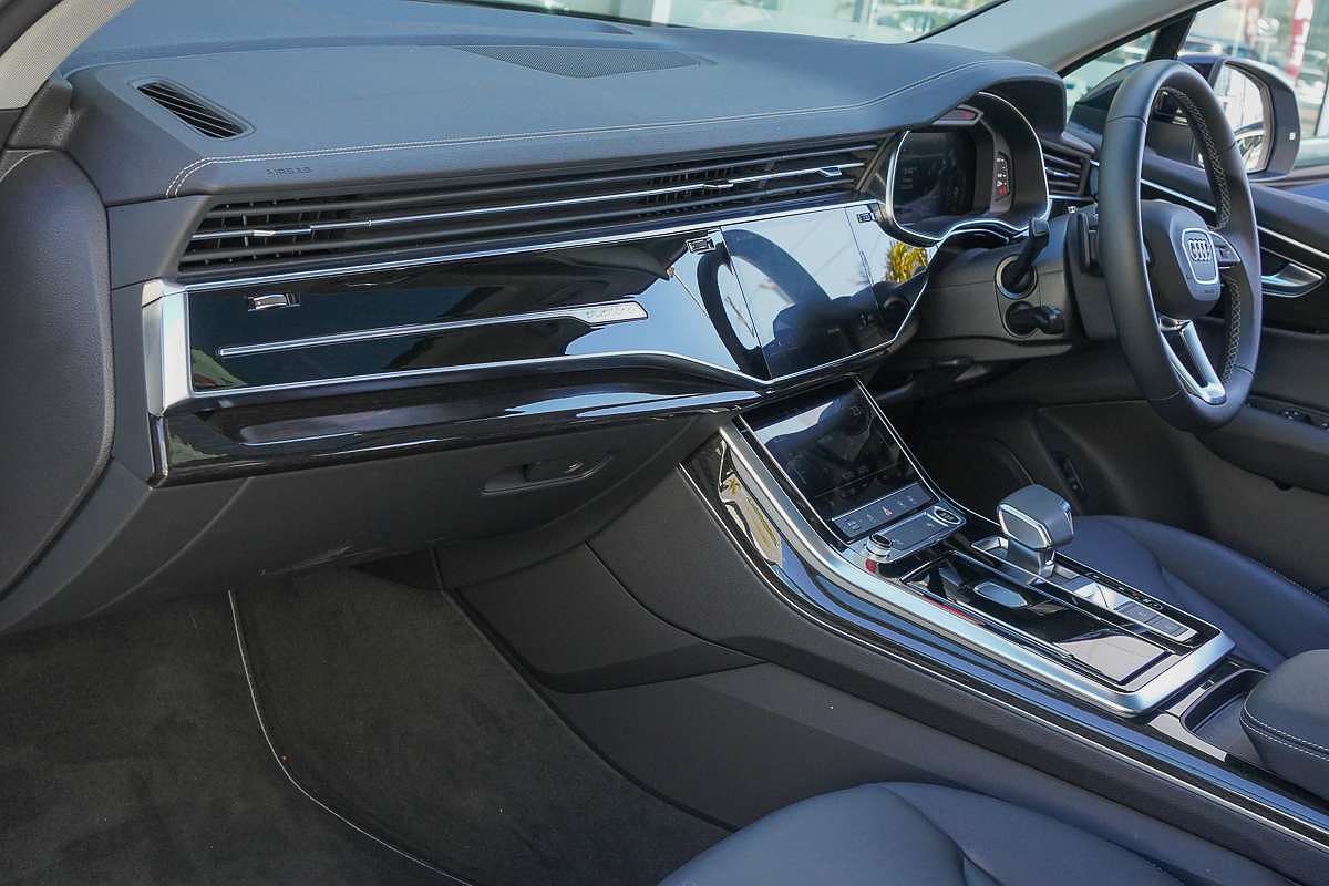 2024 Audi Q7 45 TFSI 4M