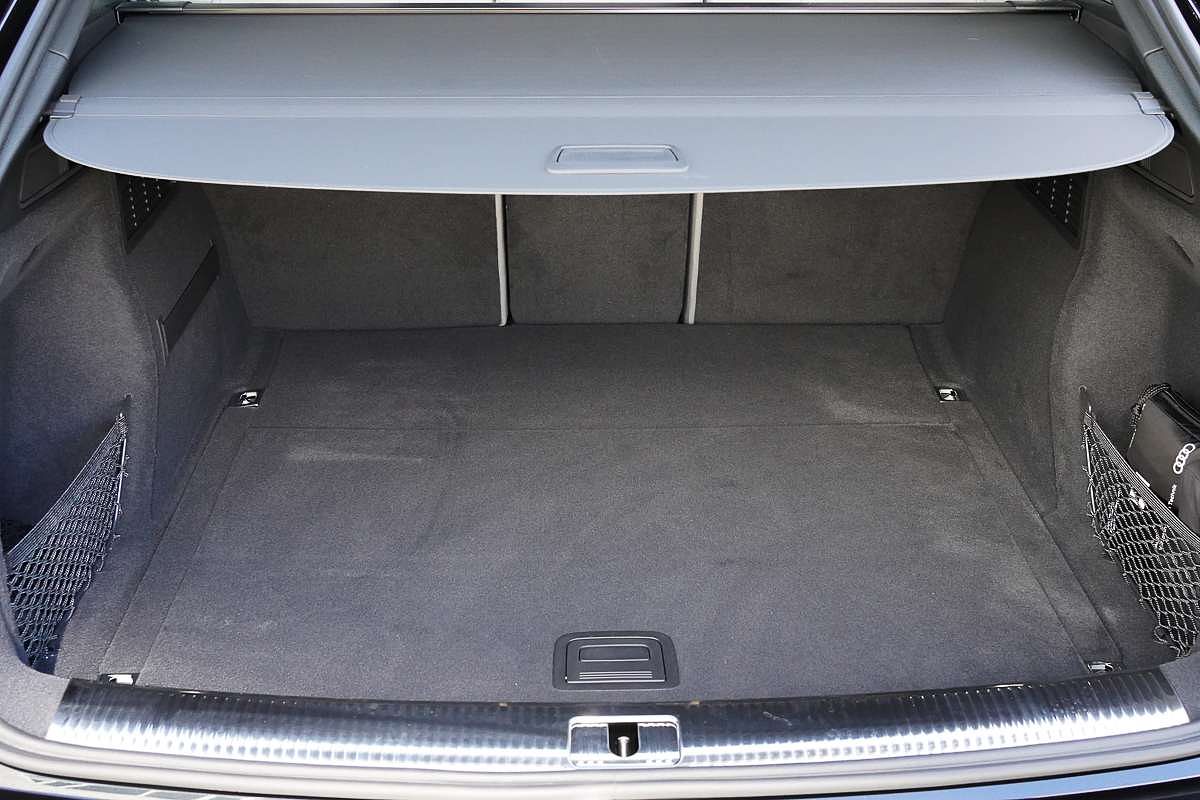 2024 Audi Q5 40 TDI S line FY