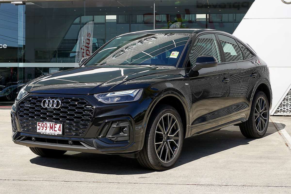 2024 Audi Q5 40 TDI S line FY