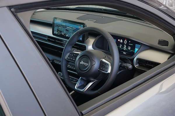 2024 Jeep Avenger Limited JJ