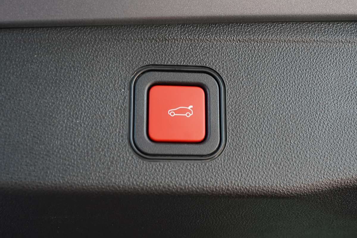 2024 Jeep Avenger Limited JJ