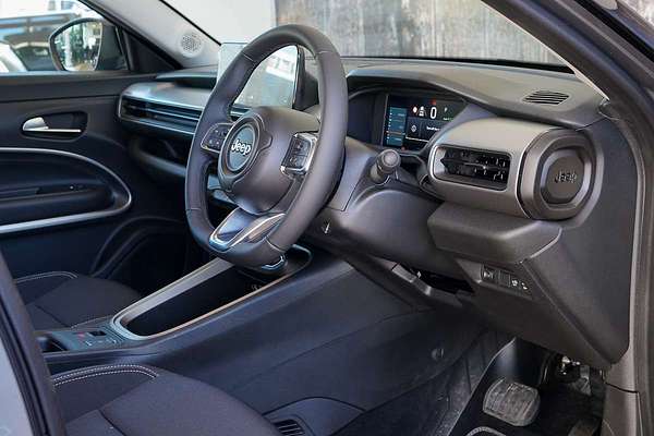 2024 Jeep Avenger Limited JJ