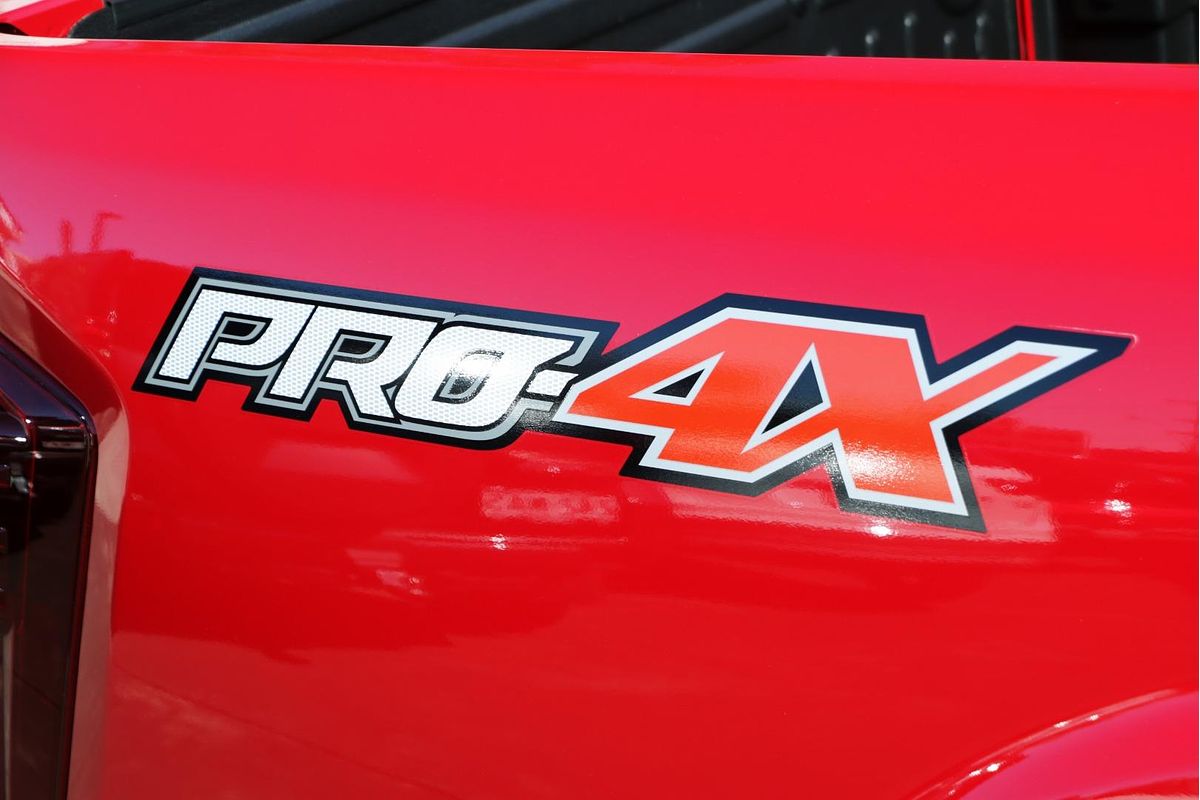 2025 Nissan Navara PRO-4X D23 4X4