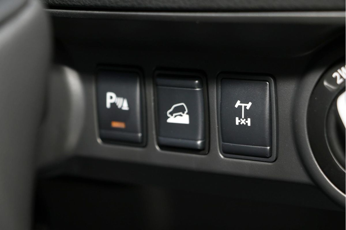 2025 Nissan Navara PRO-4X D23 4X4