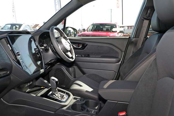 2025 Subaru Forester Hybrid Touring S6