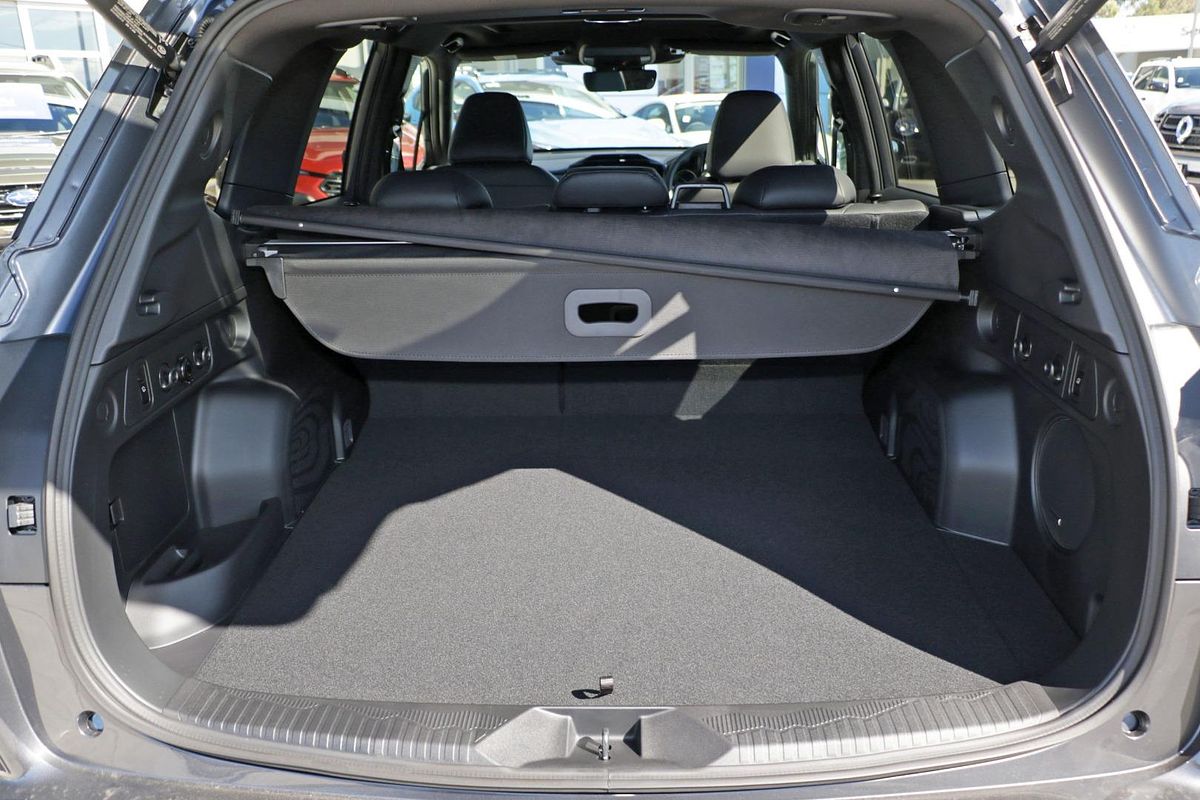 2025 Subaru Forester Hybrid Touring S6