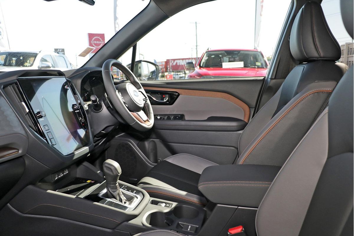2025 Subaru Forester Hybrid Sport S6
