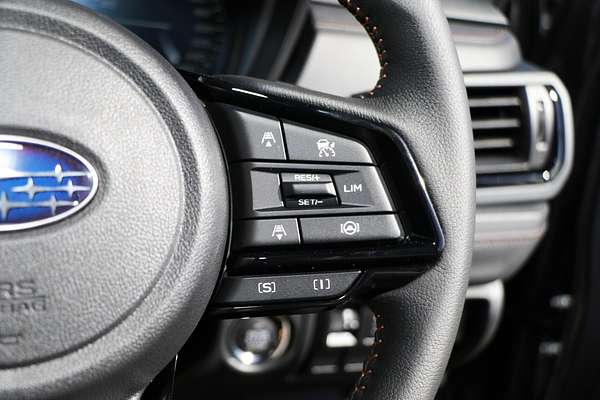 2025 Subaru Forester Hybrid Touring S6