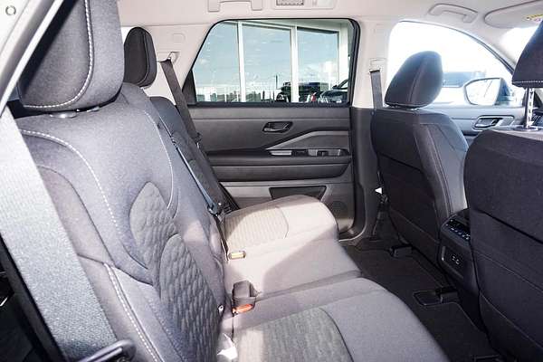 2024 Nissan Pathfinder ST-L R53