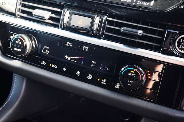 2024 Nissan Pathfinder ST-L R53